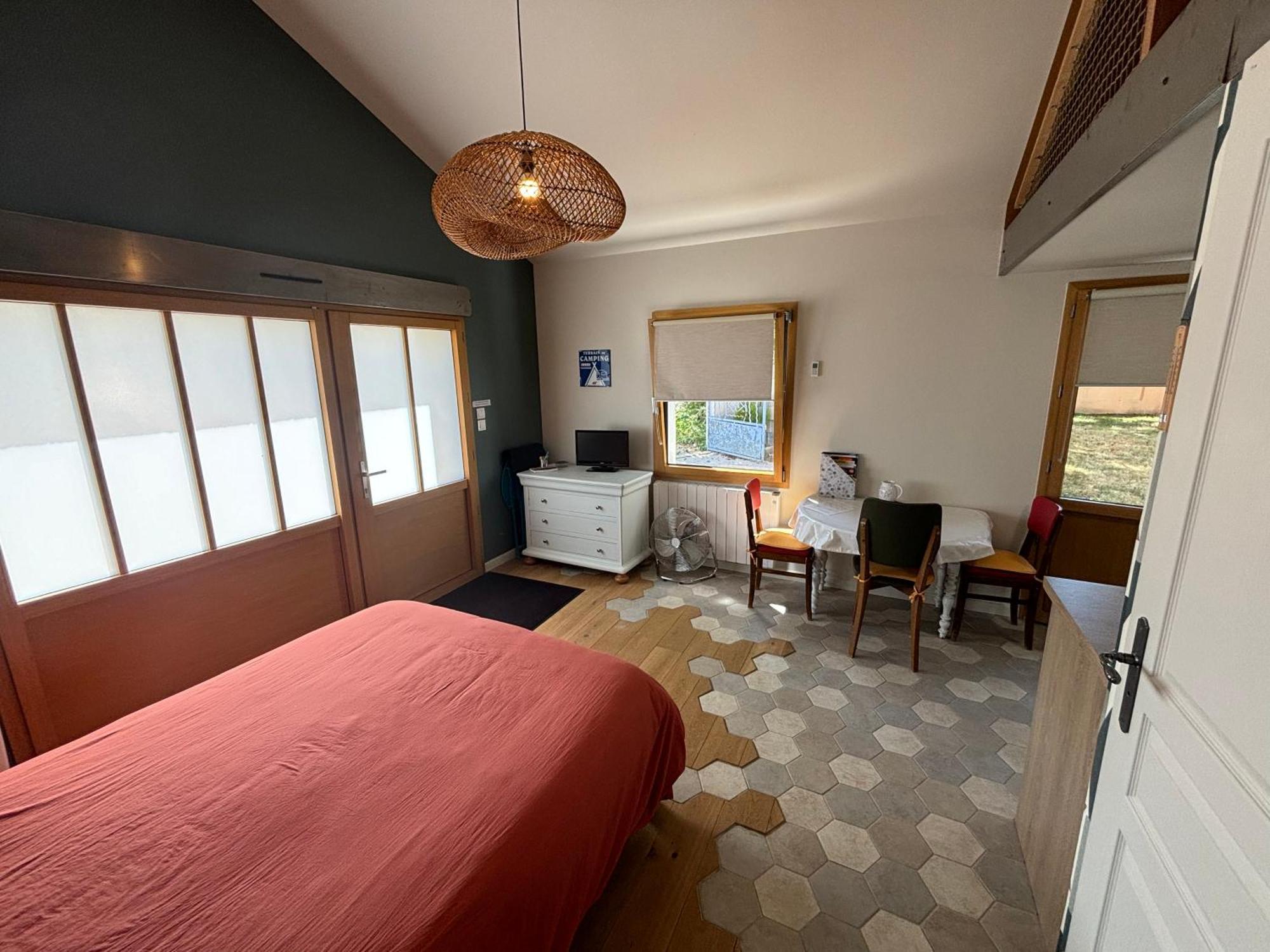 Studio Des Lilas Saint-Benoit  ภายนอก รูปภาพ